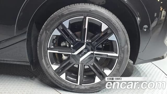 2025 Kia The New EV6 Long Range 4WD Sold VIN KNAC581CPSA226004 – photo 13 2025 Kia The New EV6 Long Range 4WD Sold VIN KNAC581CPSA226004 – photo 13