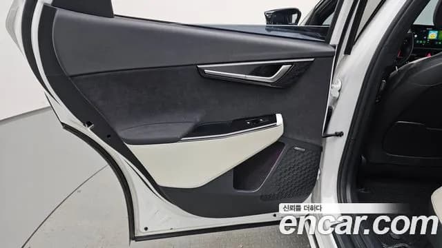 2025 Kia The New EV6 Long Range 4WD Sold VIN KNAC581CPSA624389 – interior seats 2025 Kia The New EV6 Long Range 4WD Sold VIN KNAC581CPSA624389 – interior seats