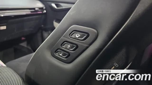 2025 Kia The New EV6 Long Range 4WD Sold VIN KNAC581CPSA624389 – photo 13 2025 Kia The New EV6 Long Range 4WD Sold VIN KNAC581CPSA624389 – photo 13