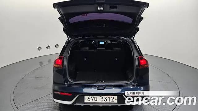 2017 Kia Niro Luxury Sold VIN KNACA81CGHA079158 – dashboard 2017 Kia Niro Luxury Sold VIN KNACA81CGHA079158 – dashboard