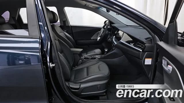 2020 Kia The New Niro 1.6 HEV Sold VIN KNACA81CGLA319355 – photo 11 2020 Kia The New Niro 1.6 HEV Sold VIN KNACA81CGLA319355 – photo 11
