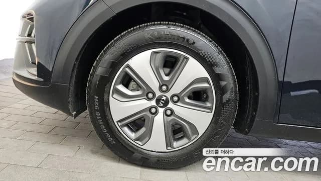 2020 Kia The New Niro 1.6 HEV Sold VIN KNACA81CGLA319355 – photo 15 2020 Kia The New Niro 1.6 HEV Sold VIN KNACA81CGLA319355 – photo 15