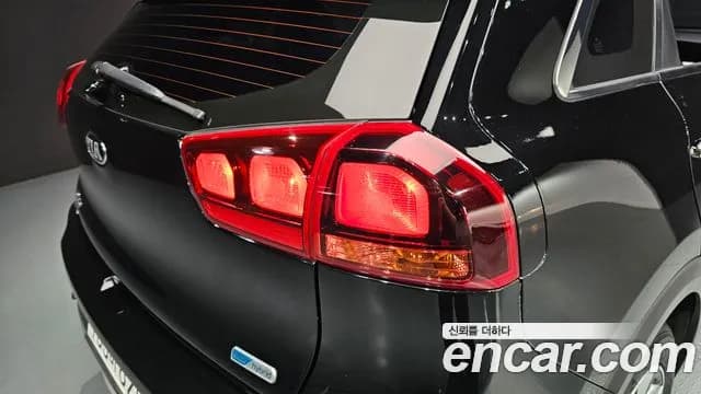 2020 Kia The New Niro 1.6 HEV Sold VIN KNACA81CGLA408211 – photo 23 2020 Kia The New Niro 1.6 HEV Sold VIN KNACA81CGLA408211 – photo 23