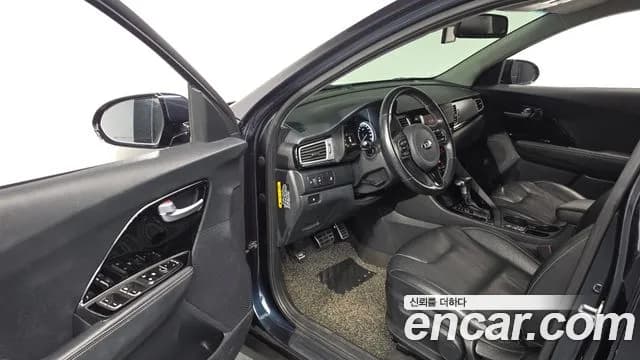 2017 Kia Niro Prestige Sold VIN KNACB81CGHA072190 – photo 15 2017 Kia Niro Prestige Sold VIN KNACB81CGHA072190 – photo 15