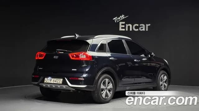 2017 Kia Niro Prestige Sold VIN KNACB81CGHA074560 – interior seats 2017 Kia Niro Prestige Sold VIN KNACB81CGHA074560 – interior seats