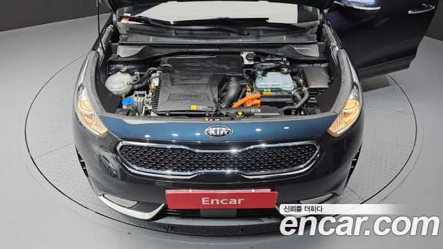 2017 Kia Niro Prestige Sold VIN KNACB81CGHA079775 – engine bay 2017 Kia Niro Prestige Sold VIN KNACB81CGHA079775 – engine bay