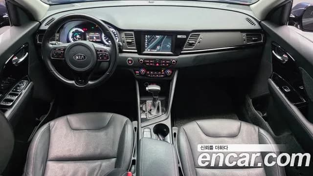2017 Kia Niro Prestige Sold VIN KNACB81CGHA079775 – photo 11 2017 Kia Niro Prestige Sold VIN KNACB81CGHA079775 – photo 11