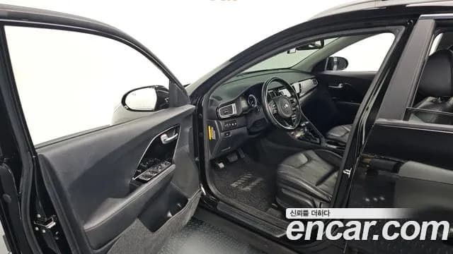 2018 Kia Niro Prestige Sold VIN KNACB81CGJA084311 – photo 25 2018 Kia Niro Prestige Sold VIN KNACB81CGJA084311 – photo 25
