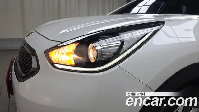 2018 Kia Niro Prestige Sold VIN KNACB81CGJA140492 – photo 25 2018 Kia Niro Prestige Sold VIN KNACB81CGJA140492 – photo 25