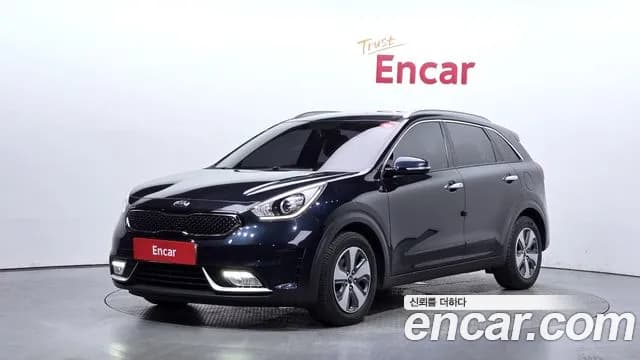 2018 Kia Niro Prestige Sold VIN KNACB81CGJA146566 – rear exterior 2018 Kia Niro Prestige Sold VIN KNACB81CGJA146566 – rear exterior