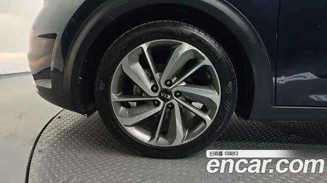 2018 Kia Niro Prestige Sold VIN KNACB81CGJA154396 – engine bay 2018 Kia Niro Prestige Sold VIN KNACB81CGJA154396 – engine bay