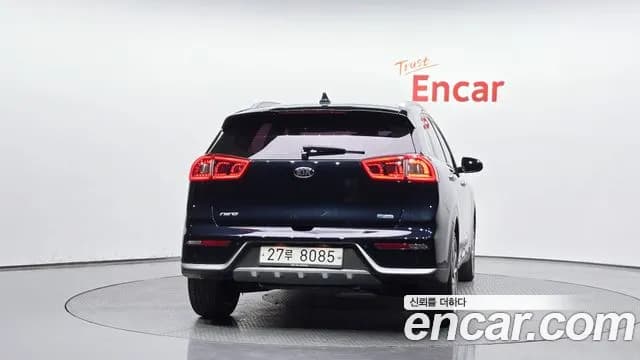 2018 Kia Niro Prestige Sold VIN KNACB81CGJA154396 – exterior detail 2018 Kia Niro Prestige Sold VIN KNACB81CGJA154396 – exterior detail