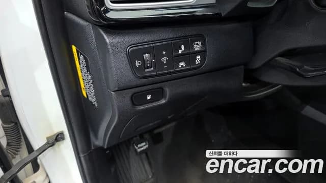 2018 Kia Niro Prestige Sold VIN KNACB81CGJA174578 – interior seats 2018 Kia Niro Prestige Sold VIN KNACB81CGJA174578 – interior seats