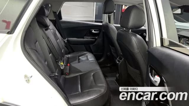 2018 Kia Niro Prestige Sold VIN KNACB81CGJA174578 – photo 14 2018 Kia Niro Prestige Sold VIN KNACB81CGJA174578 – photo 14