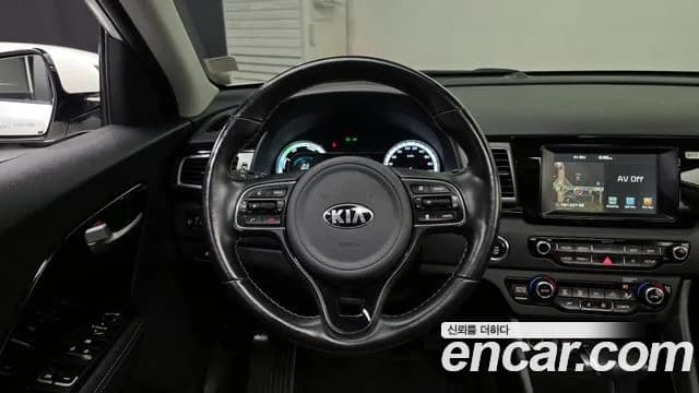2018 Kia Niro Prestige Sold VIN KNACB81CGJA174578 – photo 22 2018 Kia Niro Prestige Sold VIN KNACB81CGJA174578 – photo 22