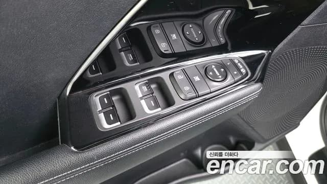 2018 Kia Niro Prestige Sold VIN KNACB81CGJA193182 – photo 33 2018 Kia Niro Prestige Sold VIN KNACB81CGJA193182 – photo 33