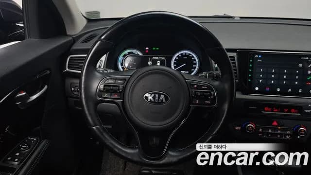 2018 Kia Niro Prestige Sold VIN KNACB81CGJA212880 – engine bay 2018 Kia Niro Prestige Sold VIN KNACB81CGJA212880 – engine bay