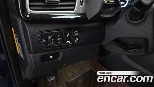 2018 Kia Niro Prestige Sold VIN KNACB81CGJA220219 – photo 18 2018 Kia Niro Prestige Sold VIN KNACB81CGJA220219 – photo 18