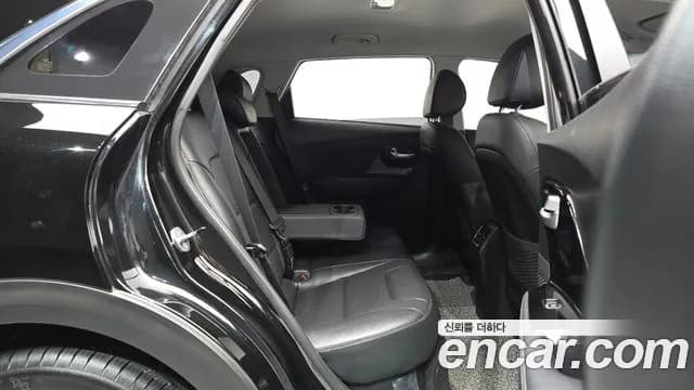 2018 Kia Niro Prestige Sold VIN KNACB81CGJA251810 – front exterior 2018 Kia Niro Prestige Sold VIN KNACB81CGJA251810 – front exterior