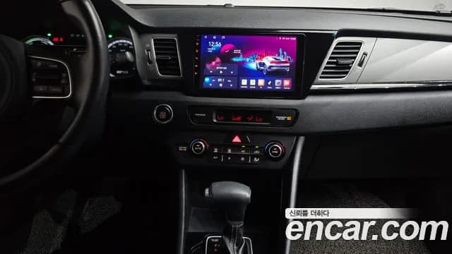 2018 Kia Niro Prestige Sold VIN KNACB81CGJA251810 – rear exterior 2018 Kia Niro Prestige Sold VIN KNACB81CGJA251810 – rear exterior