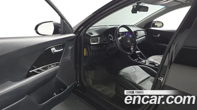 2018 Kia Niro Prestige Sold VIN KNACB81CGJA251810 – photo 18 2018 Kia Niro Prestige Sold VIN KNACB81CGJA251810 – photo 18