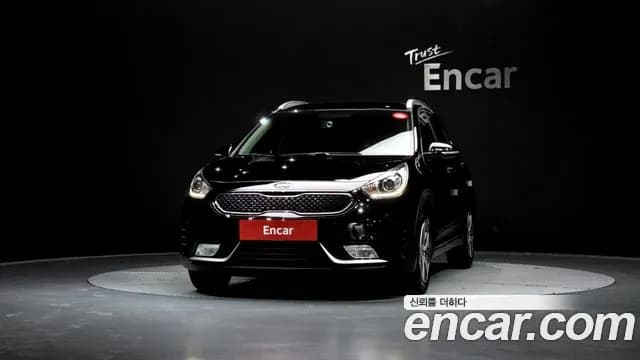 2019 Kia Niro Prestige Sold VIN KNACB81CGKA274536 – rear exterior 2019 Kia Niro Prestige Sold VIN KNACB81CGKA274536 – rear exterior