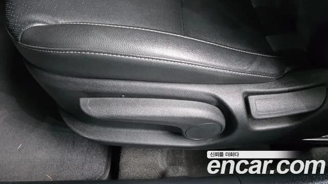 2019 Kia Niro Prestige Sold VIN KNACB81CGKA274536 – trunk area 2019 Kia Niro Prestige Sold VIN KNACB81CGKA274536 – trunk area