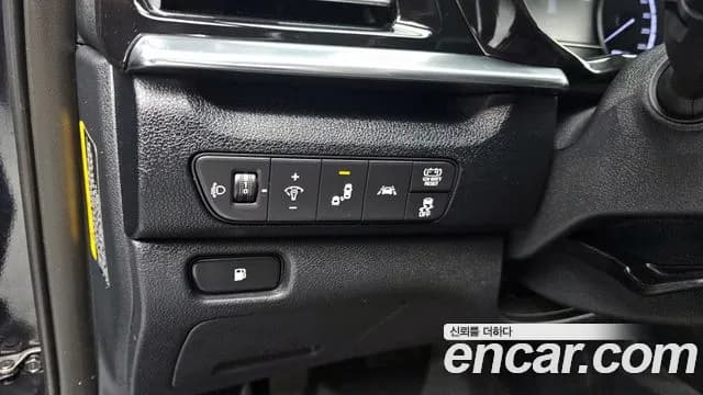 2020 Kia The New Niro 1.6 HEV Sold VIN KNACB81CGLA285402 – front exterior 2020 Kia The New Niro 1.6 HEV Sold VIN KNACB81CGLA285402 – front exterior