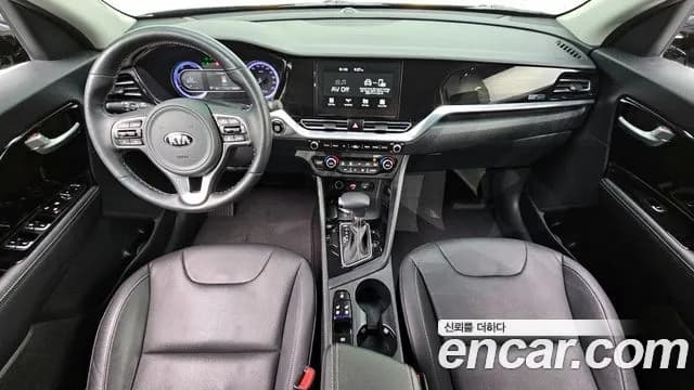 2020 Kia The New Niro 1.6 HEV Sold VIN KNACB81CGLA285402 – photo 17 2020 Kia The New Niro 1.6 HEV Sold VIN KNACB81CGLA285402 – photo 17