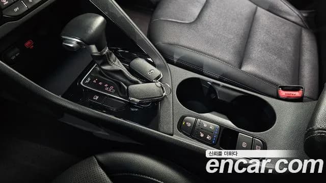 2020 Kia The New Niro 1.6 HEV Sold VIN KNACB81CGLA294065 – exterior detail 2020 Kia The New Niro 1.6 HEV Sold VIN KNACB81CGLA294065 – exterior detail