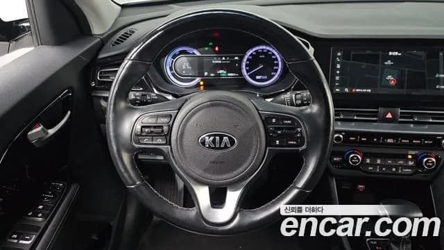 2020 Kia The New Niro 1.6 HEV Sold VIN KNACB81CGLA294065 – photo 13 2020 Kia The New Niro 1.6 HEV Sold VIN KNACB81CGLA294065 – photo 13