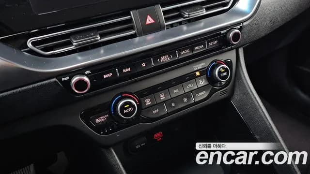 2020 Kia The New Niro 1.6 HEV Sold VIN KNACB81CGLA294065 – photo 14 2020 Kia The New Niro 1.6 HEV Sold VIN KNACB81CGLA294065 – photo 14