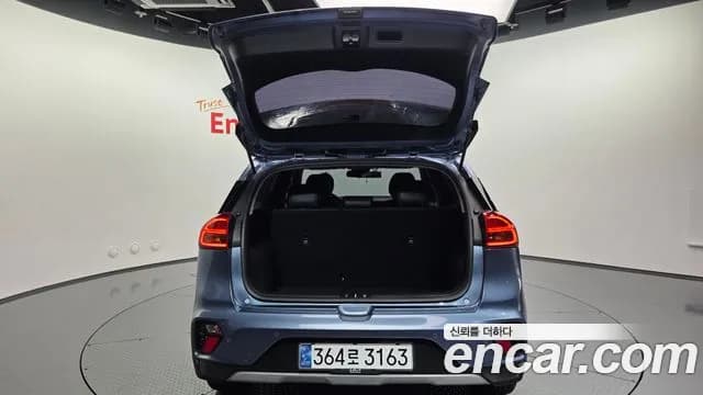 2020 Kia The New Niro 1.6 HEV Sold VIN KNACB81CGLA352374 – front exterior 2020 Kia The New Niro 1.6 HEV Sold VIN KNACB81CGLA352374 – front exterior