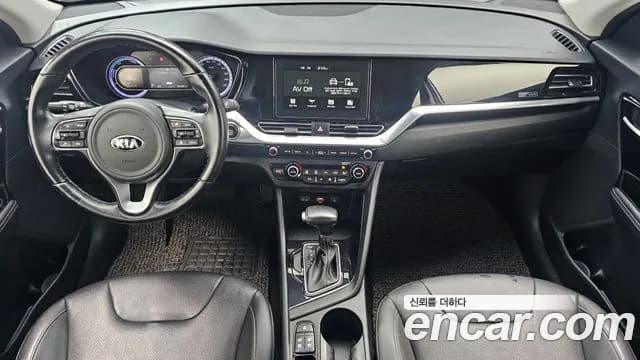 2020 Kia The New Niro 1.6 HEV Sold VIN KNACB81CGLA352374 – photo 13 2020 Kia The New Niro 1.6 HEV Sold VIN KNACB81CGLA352374 – photo 13