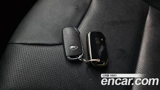 2020 Kia The New Niro 1.6 HEV Sold VIN KNACB81CGLA352374 – photo 16 2020 Kia The New Niro 1.6 HEV Sold VIN KNACB81CGLA352374 – photo 16