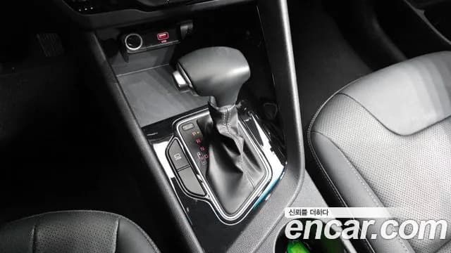 2020 Kia The New Niro 1.6 HEV Sold VIN KNACB81CGLA424216 – engine bay 2020 Kia The New Niro 1.6 HEV Sold VIN KNACB81CGLA424216 – engine bay