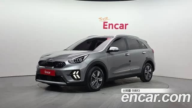 2020 Kia The New Niro 1.6 HEV Sold VIN KNACB81CGLA424216 – undercarriage 2020 Kia The New Niro 1.6 HEV Sold VIN KNACB81CGLA424216 – undercarriage