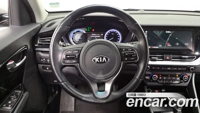 2020 Kia The New Niro 1.6 HEV Sold VIN KNACB81CGLA424216 – photo 11 2020 Kia The New Niro 1.6 HEV Sold VIN KNACB81CGLA424216 – photo 11