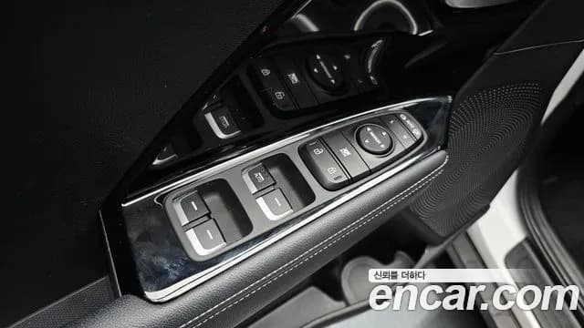 2021 Kia The New Niro 1.6 HEV Sold VIN KNACB81CGMA457573 – exterior detail 2021 Kia The New Niro 1.6 HEV Sold VIN KNACB81CGMA457573 – exterior detail