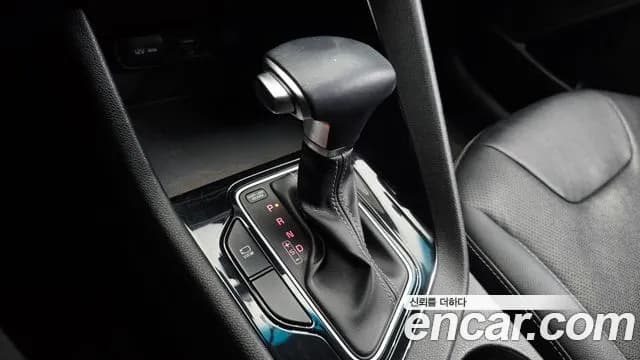 2021 Kia The New Niro 1.6 HEV Sold VIN KNACB81CGMA457573 – undercarriage 2021 Kia The New Niro 1.6 HEV Sold VIN KNACB81CGMA457573 – undercarriage