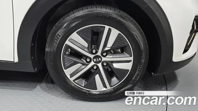 2021 Kia The New Niro 1.6 HEV Sold VIN KNACB81CGMA457573 – photo 15 2021 Kia The New Niro 1.6 HEV Sold VIN KNACB81CGMA457573 – photo 15