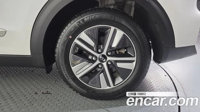 2021 Kia The New Niro 1.6 HEV Sold VIN KNACB81CGMA458371 – photo 23 2021 Kia The New Niro 1.6 HEV Sold VIN KNACB81CGMA458371 – photo 23