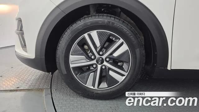 2021 Kia The New Niro 1.6 HEV Sold VIN KNACB81CGMA458371 – photo 28 2021 Kia The New Niro 1.6 HEV Sold VIN KNACB81CGMA458371 – photo 28