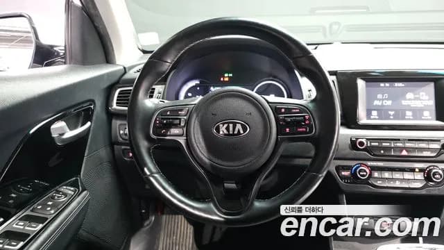 2019 Kia Niro EV Prestige Sold VIN KNACB81GFKA009696 – photo 15 2019 Kia Niro EV Prestige Sold VIN KNACB81GFKA009696 – photo 15