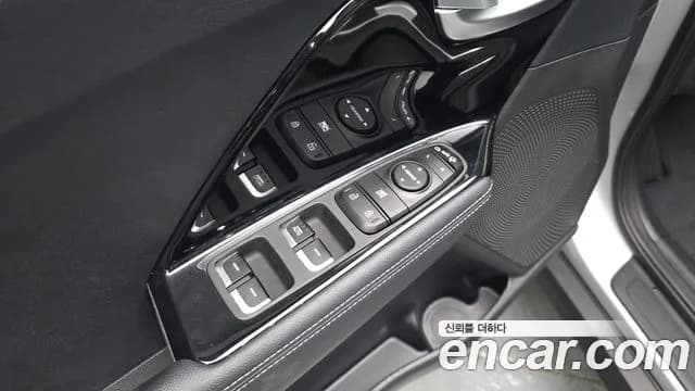 2021 Kia Niro EV Prestige Sold VIN KNACB81GFMA091857 – side profile 2021 Kia Niro EV Prestige Sold VIN KNACB81GFMA091857 – side profile
