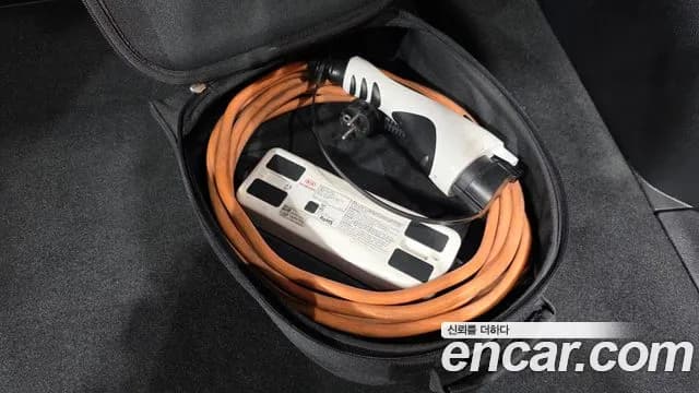 2021 Kia Niro EV Prestige Sold VIN KNACB81GFMA091857 – engine bay 2021 Kia Niro EV Prestige Sold VIN KNACB81GFMA091857 – engine bay