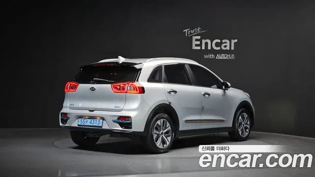 2021 Kia Niro EV Prestige Sold VIN KNACB81GFMA092062 – side profile 2021 Kia Niro EV Prestige Sold VIN KNACB81GFMA092062 – side profile
