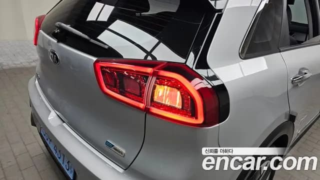 2021 Kia Niro EV Prestige Sold VIN KNACB81GFMA092062 – photo 24 2021 Kia Niro EV Prestige Sold VIN KNACB81GFMA092062 – photo 24
