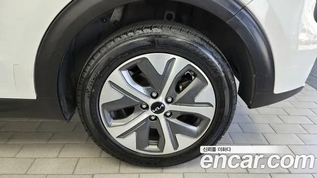 2022 Kia Niro EV Prestige Sold VIN KNACB81GFNA121094 – photo 17 2022 Kia Niro EV Prestige Sold VIN KNACB81GFNA121094 – photo 17