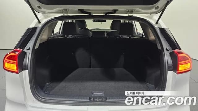 2022 Kia Niro EV Prestige Sold VIN KNACB81GFNA124569 – photo 28 2022 Kia Niro EV Prestige Sold VIN KNACB81GFNA124569 – photo 28